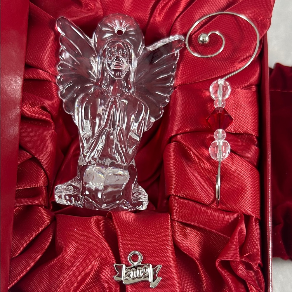Waterford Crystal 2009 Angel Christmas Ornament “T’was The Night”